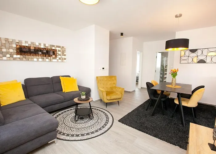 Luxury Eva Apartment *